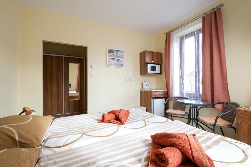 Penzion Admirál Třeboň Zimmer foto