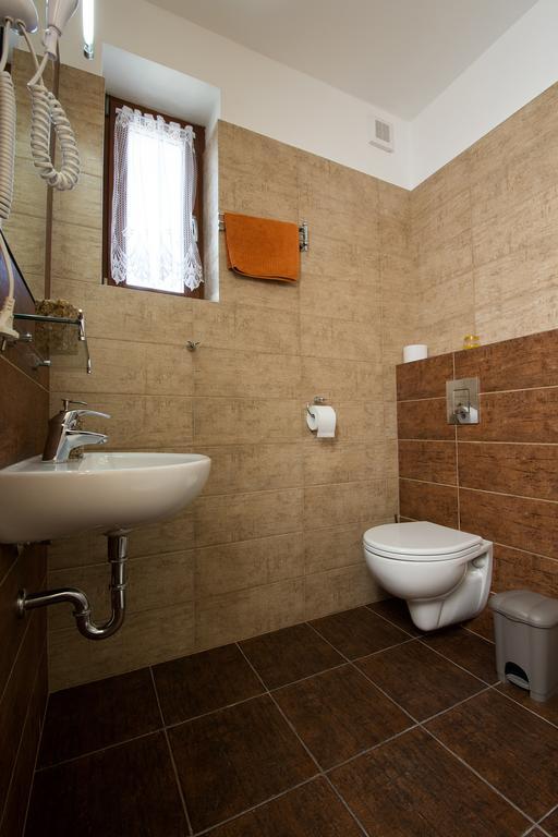 Penzion Admirál Třeboň Exterior foto