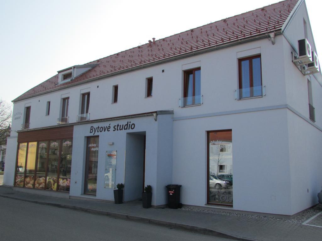 Penzion Admirál Třeboň Exterior foto